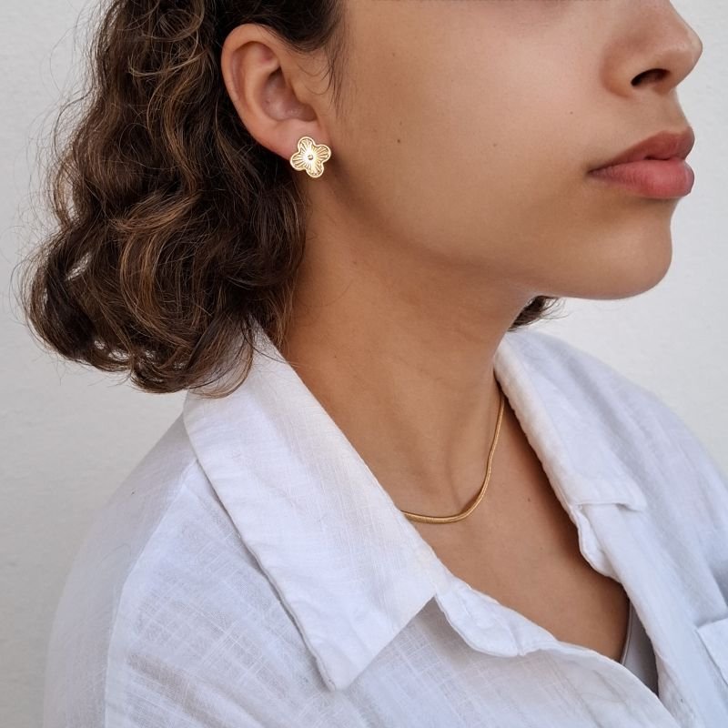 Brinco Trevo Virgínia em Aço Inoxidável